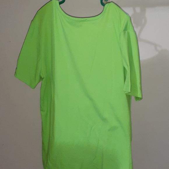 Neon green tight fitting t-shirt - Picture 2 of 2